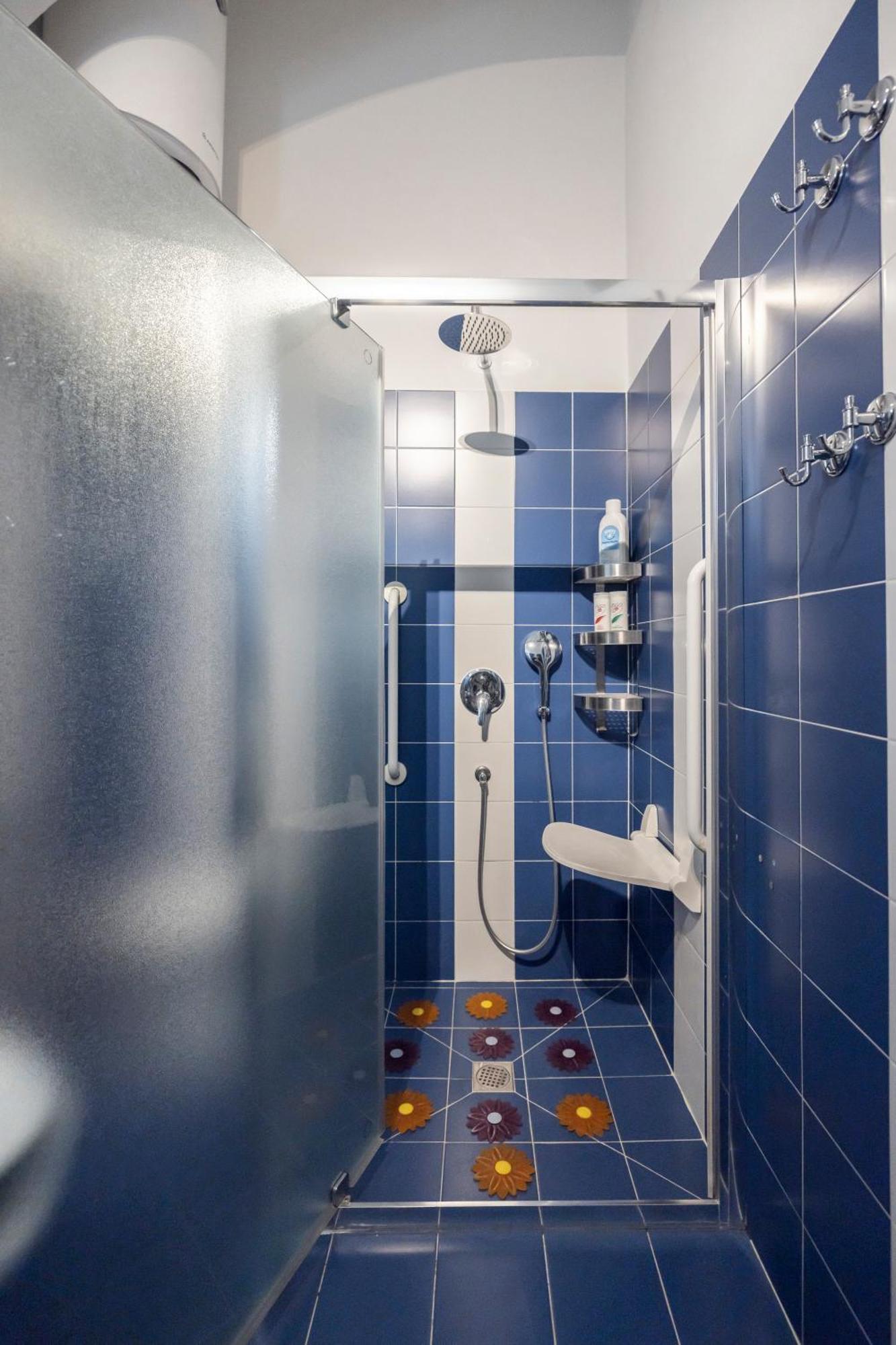 Nonpertutti Piazza Castello Accessibile Senior Famiglie Apartment Torino Exterior foto